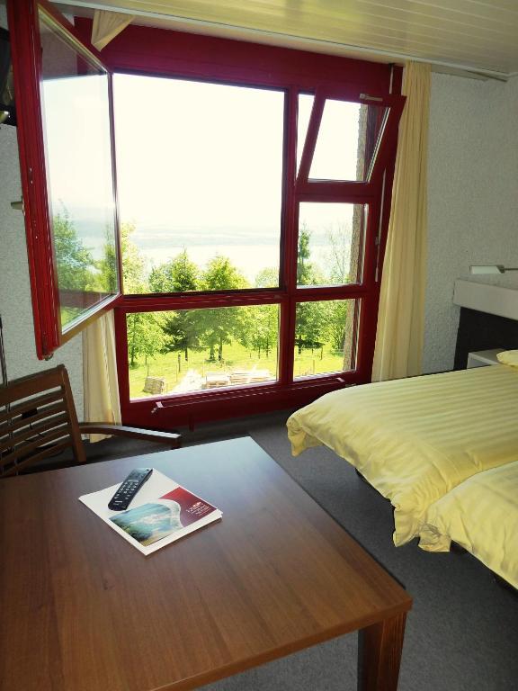 Hotel Twannberg Neuchatel Phòng bức ảnh